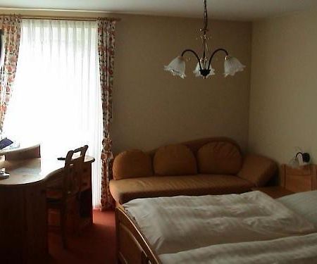 Hotel Am Suedring Меминген Стая снимка